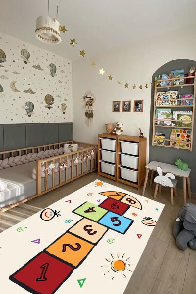 Neşeli Günler Seksek Çocuk Halısı