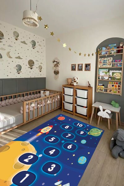 Yıldızlara Yolculuk Seksek Çocuk Halısı